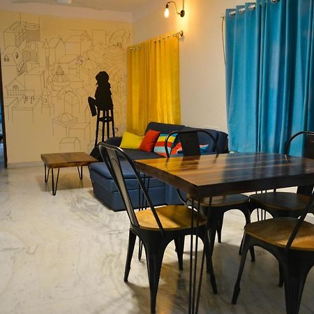 Chirpy Co-Living Space & Hostelバンガロール エクステリア 写真