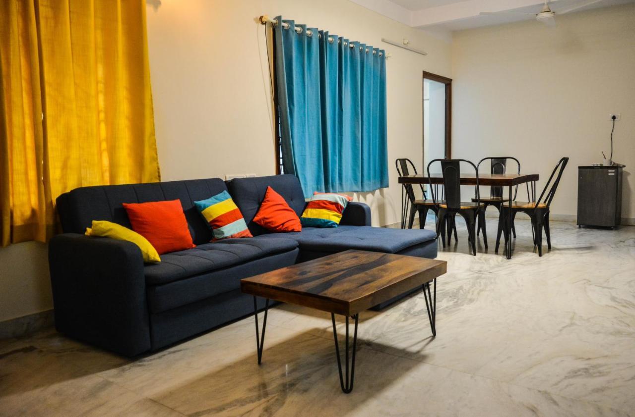Chirpy Co-Living Space & Hostelバンガロール エクステリア 写真